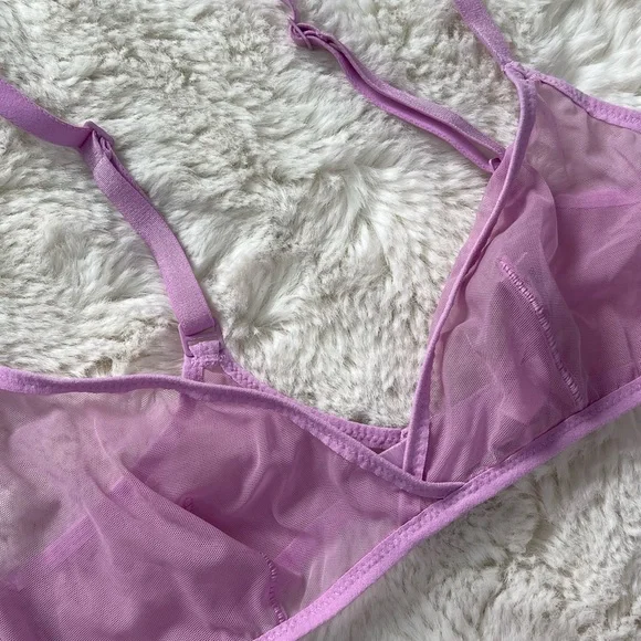 Skims Pink Mesh Sheer Bra – Size Small - Picture 2 of 4